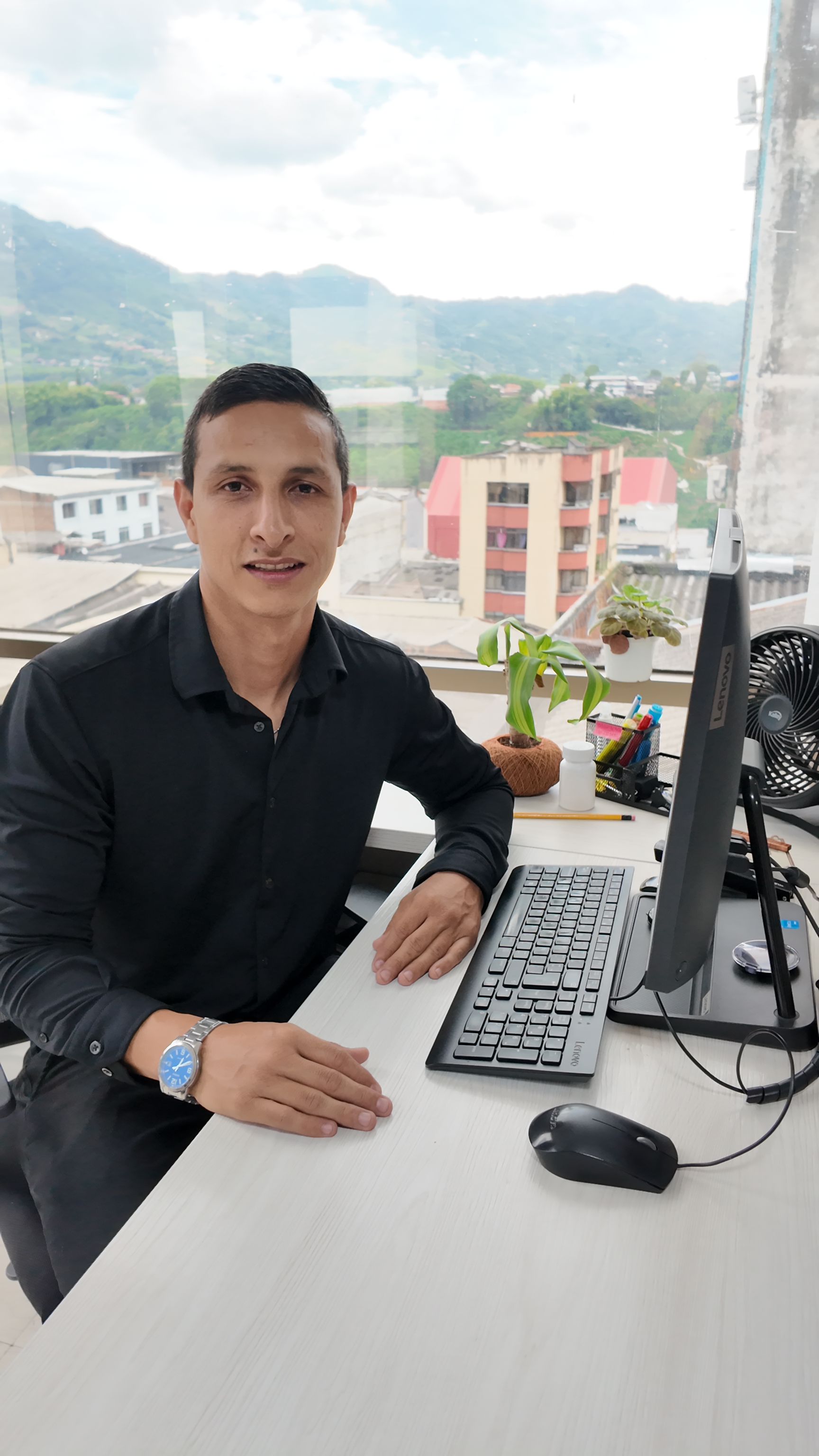 Rodrigo Aguirre Carvajal, Abogado litigante de ARIA LZ